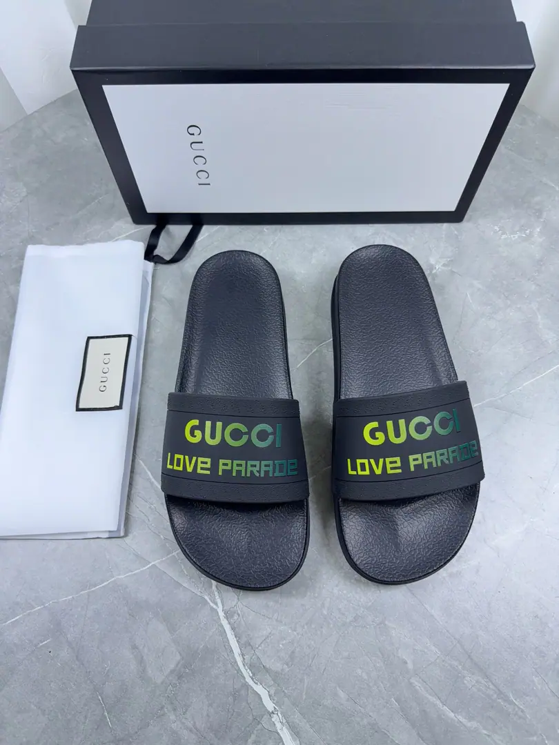 GucciGughu!2026Original of the new paragraph1.1Make a reservation., It's a superb quality., The classics of the cabinet., Original special materials. Female size35-42Men38-46Code, 46Do it.. Plant price Dollar.