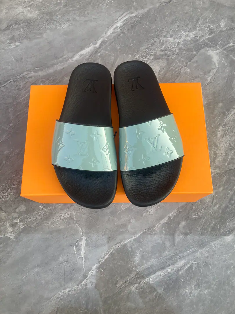High Version New candy slippers.LouⅰsⅤuⅰtton👫Couple money., Private model., Nice shoes. Size:35-45