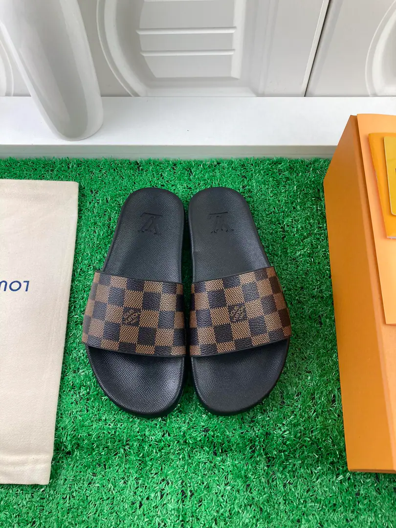 High Version LouⅰsⅤuⅰtton👫Couple money., Private model., Nice shoes. Size:35-45
