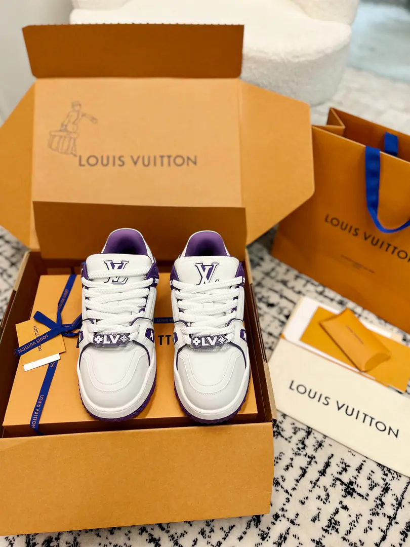 Requisition level Top-class stump.‼️The ceiling quality.〽️Configure sealed full purchase packages Free products♻️ 𝐋𝐨𝐮𝐢*𝐕𝐮𝐢𝐭𝐭𝐨#Donkeys. LV TARINECouple money. Leisure Sports shoes Skis. Original procurement development Make the goods. ParagraphLV Trainer The sneakers are chosen to use cattle leather to shape the face of the shoes., It takes hours of heart sewn to complete. The details are perfect.💯Absolute high grade. Fabulous.: Original customized head-level cattle skin Uchi.: The original is custom-made for airing the Internet. Otsumi!: Original Open-Screen Double ColourTPUGroup Bottom 𝐒𝐢𝐳𝐞:Female35-40/Men38-46(Women40Men38.45.46Custom without re-offer）