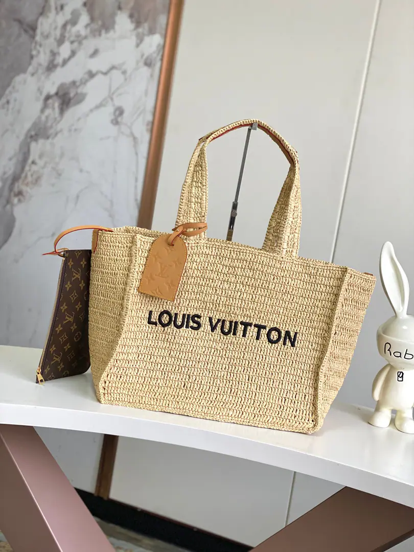 【Outside Haiwon‬Single A home of the truth.‬Shoot.】Half Steel Chip M14458Brown. SUMMER SHOPPER TOTE Medium Handbag Paragraph Shopper Tote The bag is so summer-time with the light of the Yalafi grass., A smart picture of the Louis Vuitton logo embroidered.. It's a little bit more ancient than the old leather brand., Inside Louis Widdenso labels the new season cruise theme. Raphigrass. The leather side of the cow. Metal 44 x32 x 17centimetres （LengthxHighxKuan）