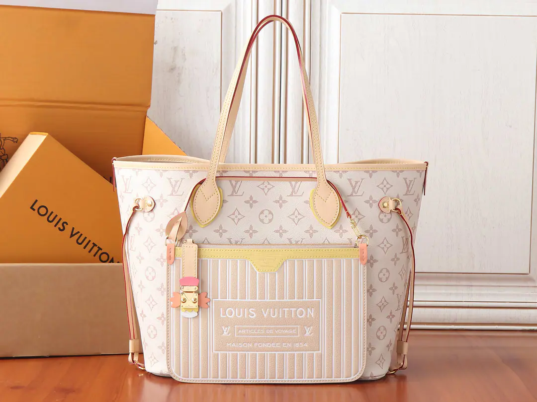 【 C01Dynamic chip】Top First List, Development of the original M2A ✨‼️LV Crafty ♪ The series of new acts ♪ House Brand.Monogram Dune Marker Neverfull MM Package, I'm in the summer.. This bag is made from canvas., The back and the corner are leather., And the details are in the order of the day.. It's perfect for commuters or travel., Medium Size, It's enough to hold a laptop., And with a undismantled zipper.. 28 x 31 x 14CM (Length x High x Kuan) Monogram Dune - Paint the canvas. Cow leather decorations In the skin. Gold-coloured hardware Dismantled zippers. Sideband. - We're tied to each other. Hand.: Double