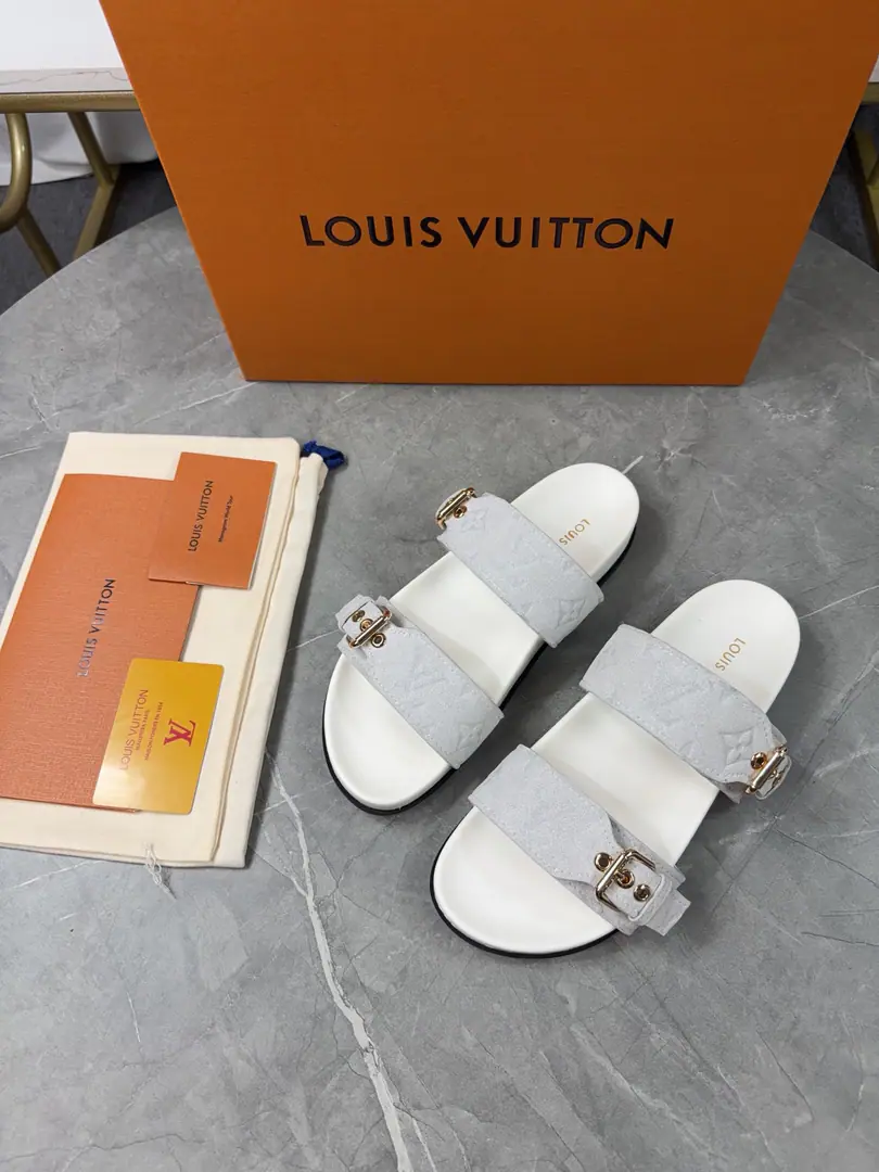 🌈LV | Louis Vuitton. ²⁰²³ 𝐬𝐬 🧡💚2026Spring and summer. Top Version‼️Original unamended The owner of the counter is making a new payment. Straw slippers New hardware.🆕 ❥Requisition level！It's a great sense of excellence.！A huge amount of money from domestic and international bloggers., Old and fashionable. The upper toe blew up.！The boss's push.★ ━━━━━ ЅᏇєєt ━━━━━ ▪️Shoe.: Original-made cow-coloured fabric ▪️Uchi.: Bulls. ▪️Otsumi!: Rubber high end base ▪️Shoes.: 35-46（46-45Custom without re-offer）Batch