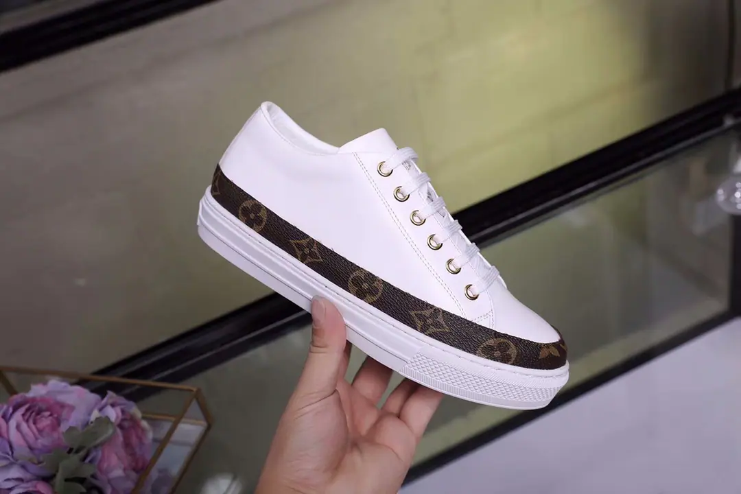 Louis VuittonLouis Witten's new Winter.!Original rubber floor, Fabulous.:Head-story cow skin., I'll put my foot on the skin inside., Size:35-40. 41It's a deal.. Welcome to the top sheet.!