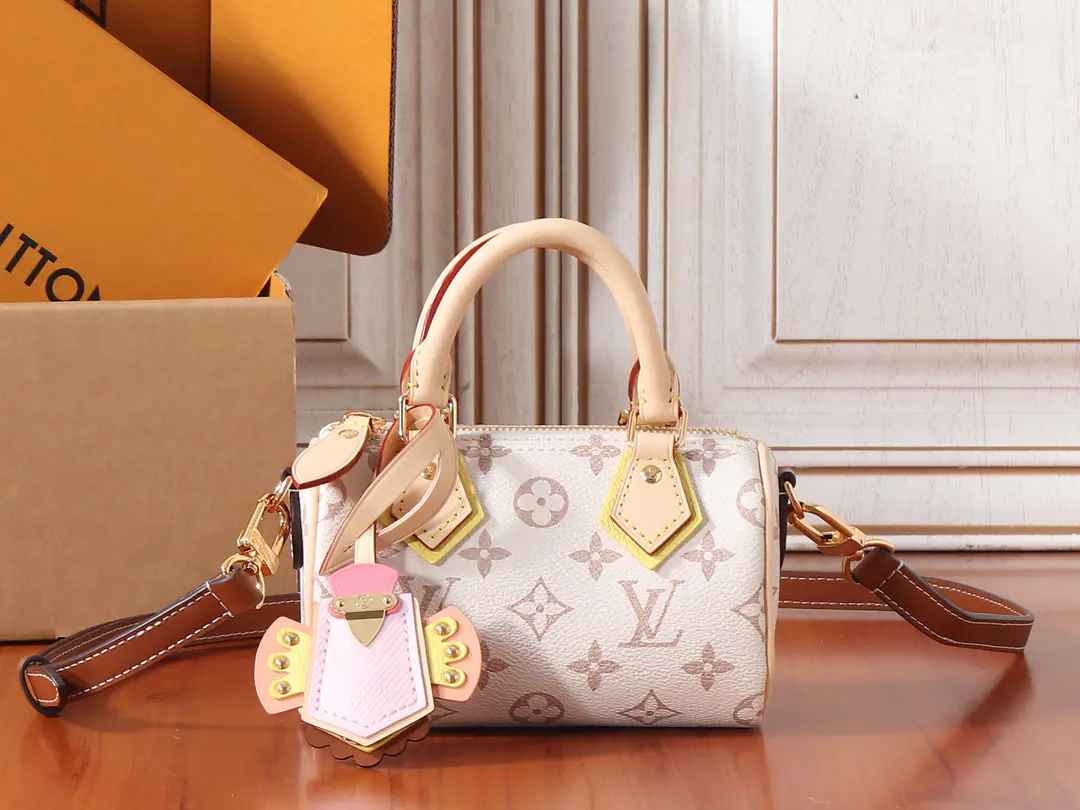 【 C01Dynamic chip】Top First List, Development of the original M29781✨‼️LV Crafty ♪ The series's new ♪ Nano Speedy Handbag., To put a great interest in classic designs.. Monogram Dune The canvas is on the edge of a bright leather., The key wraps are full of nails., Connector and handles are incorporated into the details of the weaving, The metal is a little more visible., Showing the creative design of the sky. It's a perfect size to accommodate daily needs like lipstick.. 16 x 12.5 x 10CM (Length x High x Kuan) Monogram Dune Pattern Tiled canvas. The leather side of the cow. Microfibre liner Metal - We're going to pull the chain. Disable key bags., With a nail. Acceptable 6.7 Inches of smartphones, Headphones, Rosalie Zero wallet., Sunglasses., Keys and lipstick. Shoulder belt.: Undismantable, Unreconciled Half a band.: 55.0 centimetres Hand handle.: Hand handle.