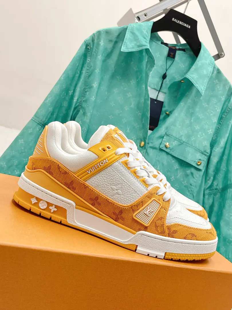 Top Couple money. Classic donkey. LVTrainer PVC Sports shoeboard shoe series High-end atmosphere upgrade Every color is great.！ The original is exactly the same material for work detail. VariousTPU The skin is super complicated. TPUOriginal Base Original Packaging Coded female35-40 Men39-45