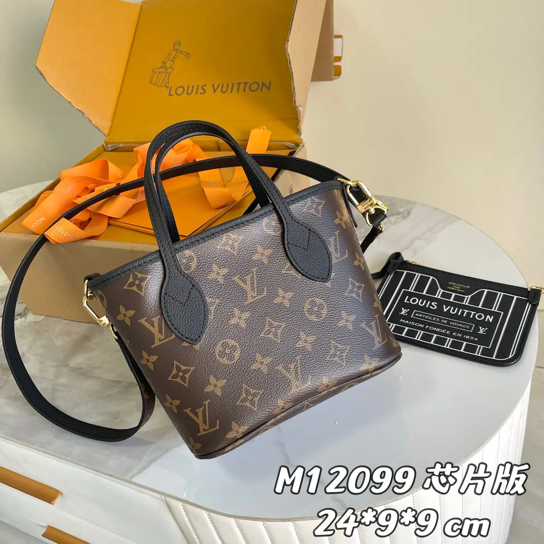 【Variable chip version】 Internal pricesP Paragraph: M12099 Small Original List Enhancement💪【I'm taking a background picture.】Paragraph🔥Double-sided available It's a legend.NeverfullBBHandbag.: Always able to satisfy the needs of your opponent's bags.. It's big, but it's not heavy., It's a little inclusive and soft., You can go home.. Tie the sides., Now become a fashionable city bag.. Untie the strap., And then it became a very special and practical handbag.. A thin leather handle is a good one to carry., And you can hold it in your arms.. This paragraph is shown here as Damier Azur The canvas is made.. Dimensions: 24x19x9cm