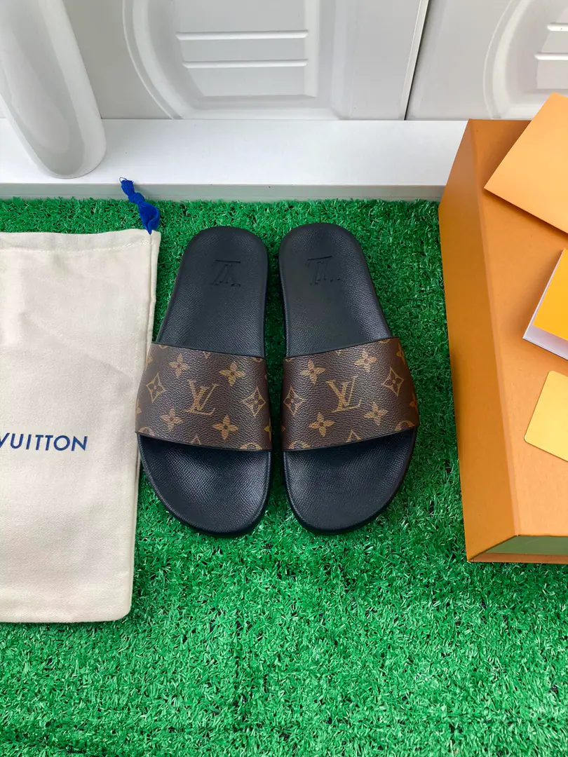 High Version LouⅰsⅤuⅰtton👫Couple money., Private model., Nice shoes. Size:35-45