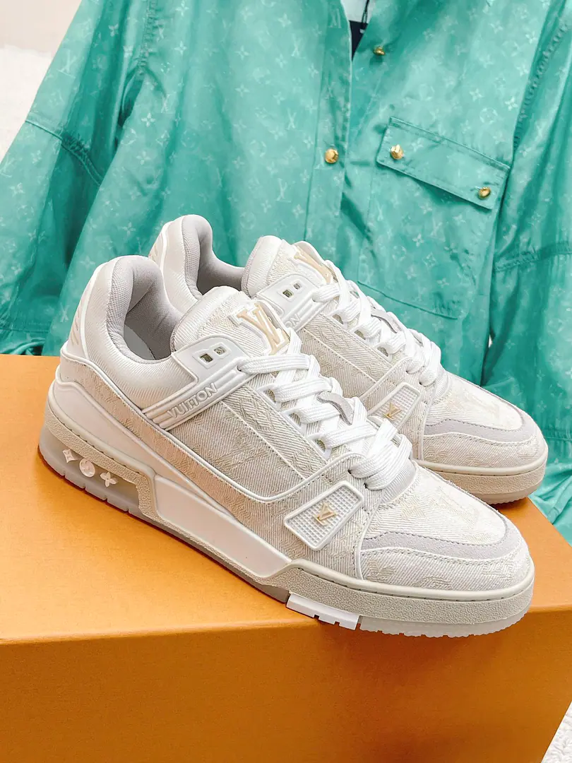 Top Couple money. Classic donkey. LVTrainer PVC Sports shoeboard shoe series High-end atmosphere upgrade Every color is great.！ The original is exactly the same material for work detail. VariousTPU The skin is super complicated. TPUOriginal Base Original Packaging Coded female35-40 Men39-45