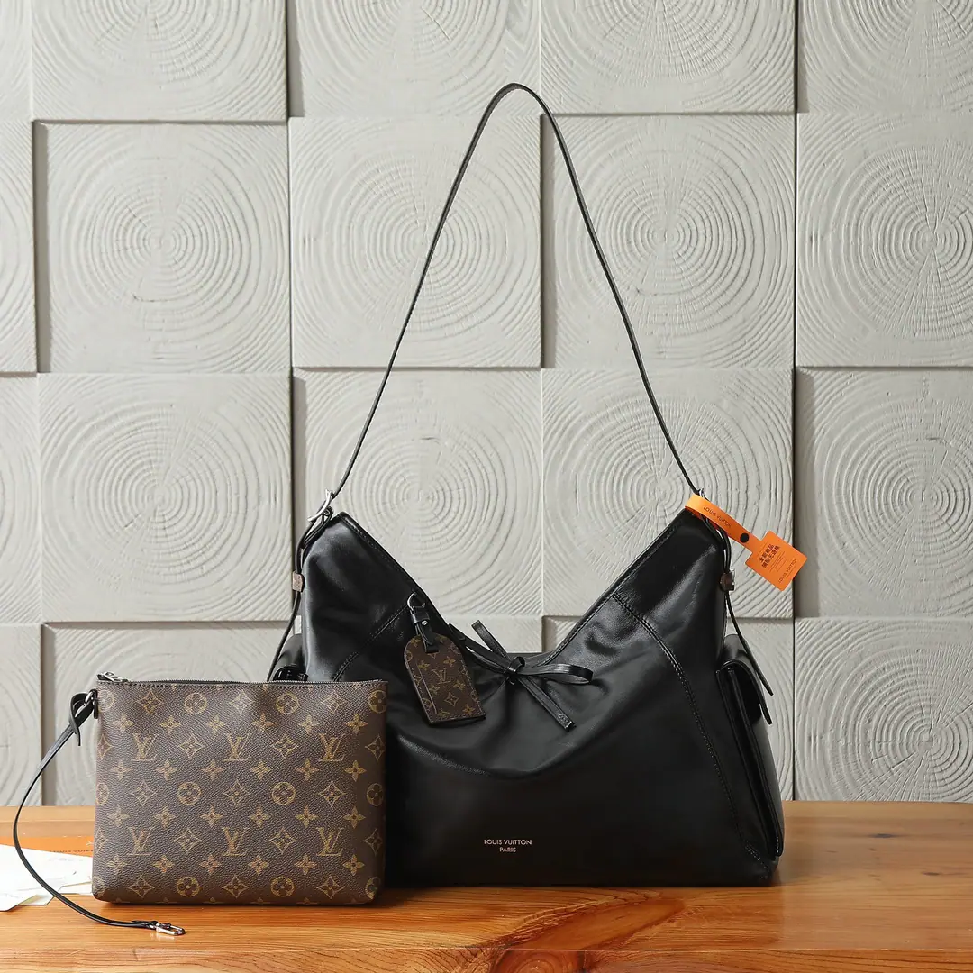 P【 C01Dynamic chip】‼️Top First List, Enhanced version‼️Carry All Travel Bag Handbags for soft cow leather., For brand name and inner inclusion Monogram canvas elements, The best of the world with a fine design.. Multiple pockets, side compartments, etc., highlight the function., Dismantled and regulated shoulder belts for comfort shoulder experience. Model: M15175 Dimensions: 29 x 20 x 45 centimetres (High x Kuan x Length)