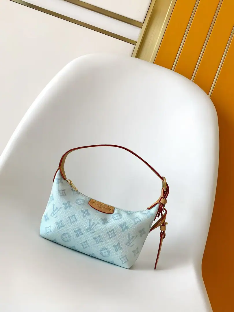 Developments hills pochette Armor your bags.】m82949（Blue cowboy.）18.5cm M27509Old flower. M28250Blue