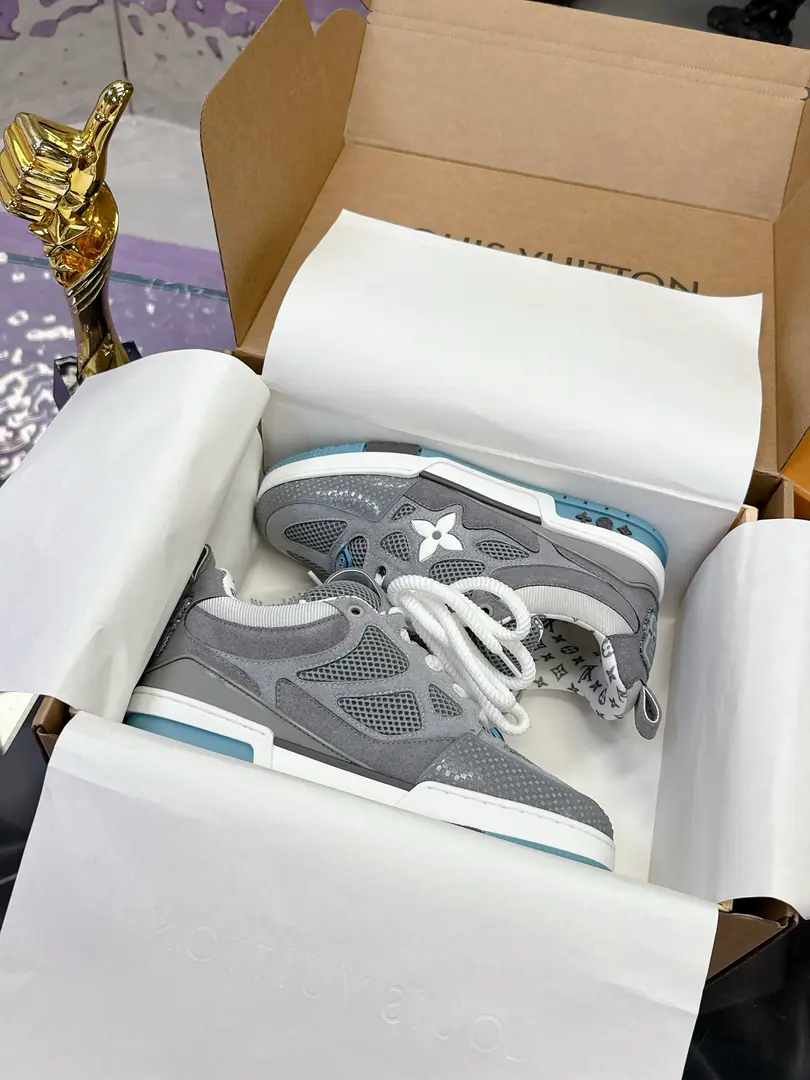 Plant 𝙇𝙑 𝟐𝟎𝟐5 𝐒𝐒 𝐧𝐞𝐰 Official Sync New Colour💗 Louis Vuitton's skateboarding., LOUIS VUITTON TrainerNo doubt the most successful brand of luxury has been launched.SneakerOne., But the search's not stopping., LOUISVUITTONAnd I'll be there.2025The spring brings a new skateboard series.. The new series in the graph is back.90Age Chunky Skate Shoes♪ I'm seeing ♪, Leather and web-based shoe-making, The fat contour and the rough shoelaces are so hot., I'm expecting it to be like this.TrainerI'm just as good as I am.. ♪ And then I'll be back ♪ DIORShow me the skateboarding., Maybe next year.ChunkyThe wind will be stronger.. 💎 LvBread Series LvBread Shoes Series😘 Couple money. Size:Women35-40 Men39-46