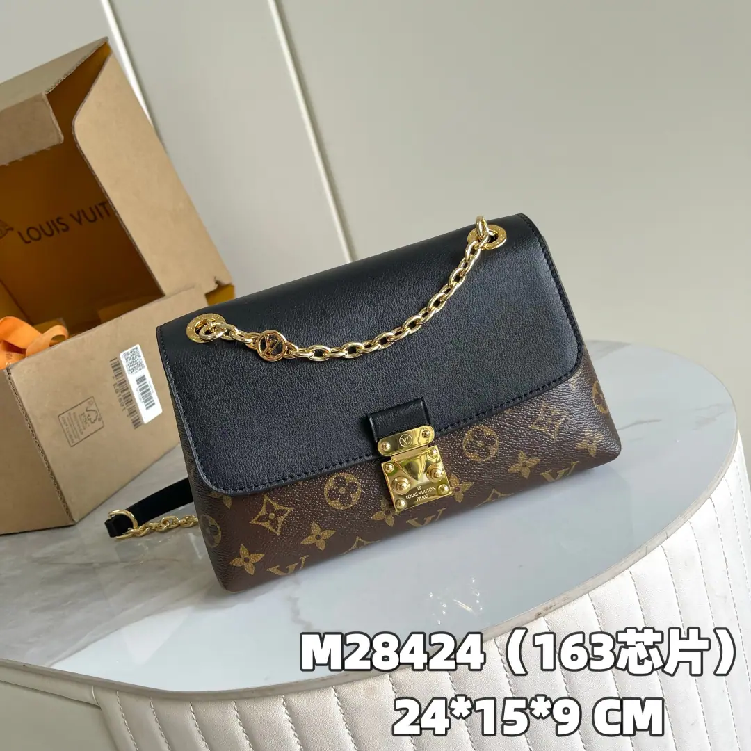 【 C01 Chip version】 Internal pricesP Paragraph: M28424, Original List Enhancement💪【I'm taking a background picture.】This paragraph is subject to2019YearGeorgesThe bag's inspired., This version.MadeleineUpdates the smooth gold-faced slide chain. It's marked by the signs.MonogramThe canvass mix with the eternal black leather., And decorated.LV CircleThe hanger., It's a gem effect.. This modern style can be slashed or stomped on the shoulder., There's a zipper pocket inside.. Dimensions: 24*15*9（LongxHighxKuan）M28588Brown., M28424Black