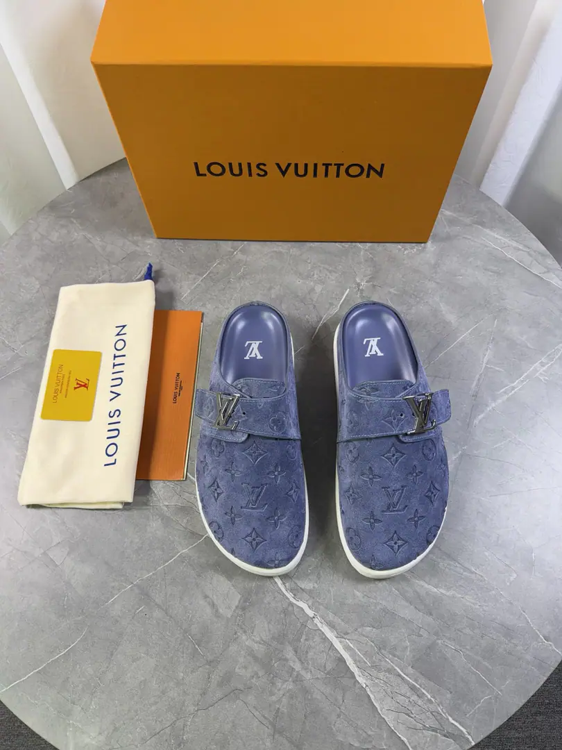 👱 Series slippers Half bag tow. louisvuitt…on fw. new arrival～ L…v aspen Water table slippers LHome.2026Spring-Hippaken slippers.🆕New Classicmonogram Bulb material from the bottom, The thicker floor is full of comfort.💯 Full gain.💯 The inside sheep. size 38-46（45 46No re-election.）