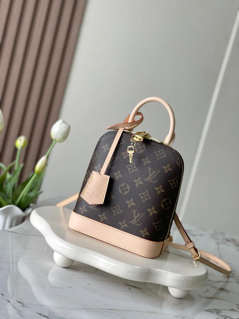 （Dynamic chip version）, Top First List✨【ALMA Two-sleeved bag.】M47132 Paragraph Alma I'm looking at you with my shoulder around my shoulder.2024Spring and summer girls' show., Yes.Alma sbdThe series is new.. ClassicMonogram The canvass are mixed.Alma Handbag Elements, Including the dome handle on the dome., ♪ The locks and the keys ♪. Dismantled shoulder belts offer a variety of back options. Dimensions: 15 x20x10centimetres(LengthxHighxKuan)