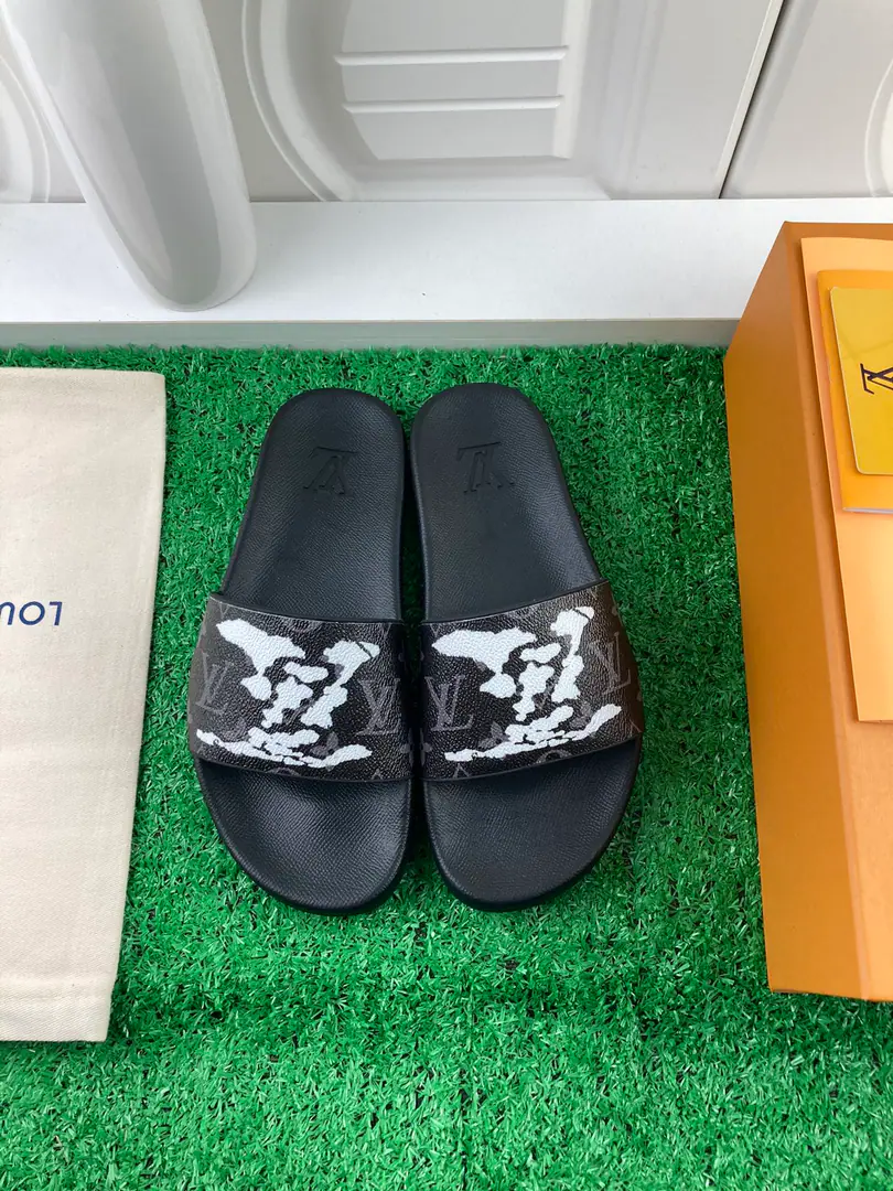 High Version LouⅰsⅤuⅰtton👫Couple money., Private model., Nice shoes. Size:35-45
