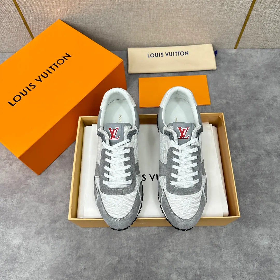 Top Version RUN AWAYSports shoes Use multiple material synthesizing impact colour designs The classic style of fashion is to use new fabric to collide with a new shape. Colors are colorful. This section of sports shoes, velvet-faced cattle leather andMonogramBring the fabric., A combination of handmade technology and rubber outside., The inspiration to carry on with the traditional sneakers.. L*VLetters and Louis.～Paris sign with the tongue and the shoes.. A hundred.～ Standard cabinet number: 39～44# （38.45.46🉑️Do it.）