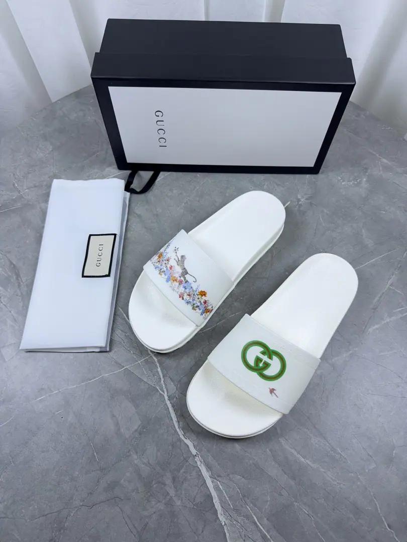 GucciGughu!2026Original of the new paragraph1.1Make a reservation., It's a superb quality., The classics of the cabinet., Original special materials. Female size35-42Men38-46Code, 46Do it.. Plant price Dollar.