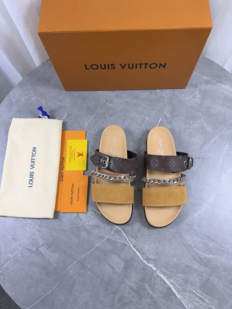 🌈LV | Louis Vuitton. ²⁰²³ 𝐬𝐬 🧡💚2026Spring and summer. Top Version‼️Original unamended The owner of the counter is making a new payment. Straw slippers New hardware.🆕 ❥Requisition level！It's a great sense of excellence.！A huge amount of money from domestic and international bloggers., Old and fashionable. The upper toe blew up.！The boss's push.★ ━━━━━ ЅᏇєєt ━━━━━ ▪️Shoe.: Original-made cow-coloured fabric ▪️Uchi.: Bulls. ▪️Otsumi!: Rubber high end base ▪️Shoes.: 35-46（46-45Custom without re-offer）Batch