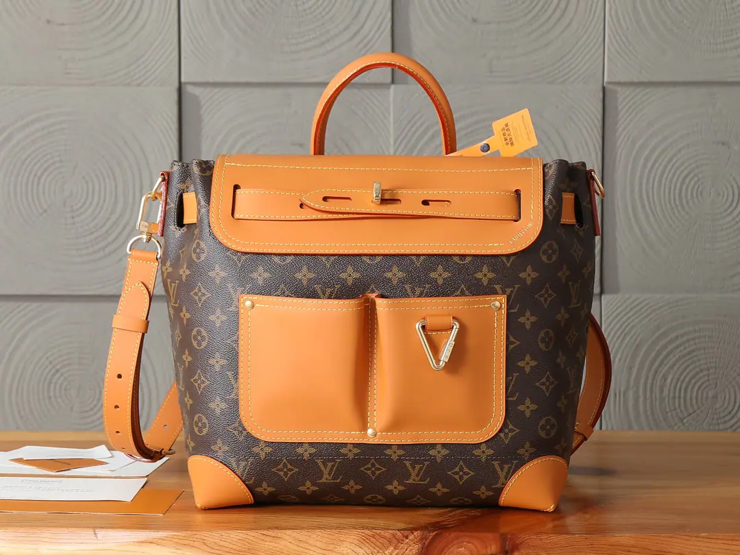 P【 C01Dynamic chip】‼️Top First List, Enhanced version‼️Steamer 30 The bag came from Pharrell Williams The hand., By Monogram The canvas shapes the design.. The front two-bags show the style of the suit., The straps and caps can be removed so that they can be slashed., ♪ Shoulder ♪, Handheld or shoulder. Model: M25989 Dimensions: 33 x 14 x 32 centimetres (High x Kuan x Length)