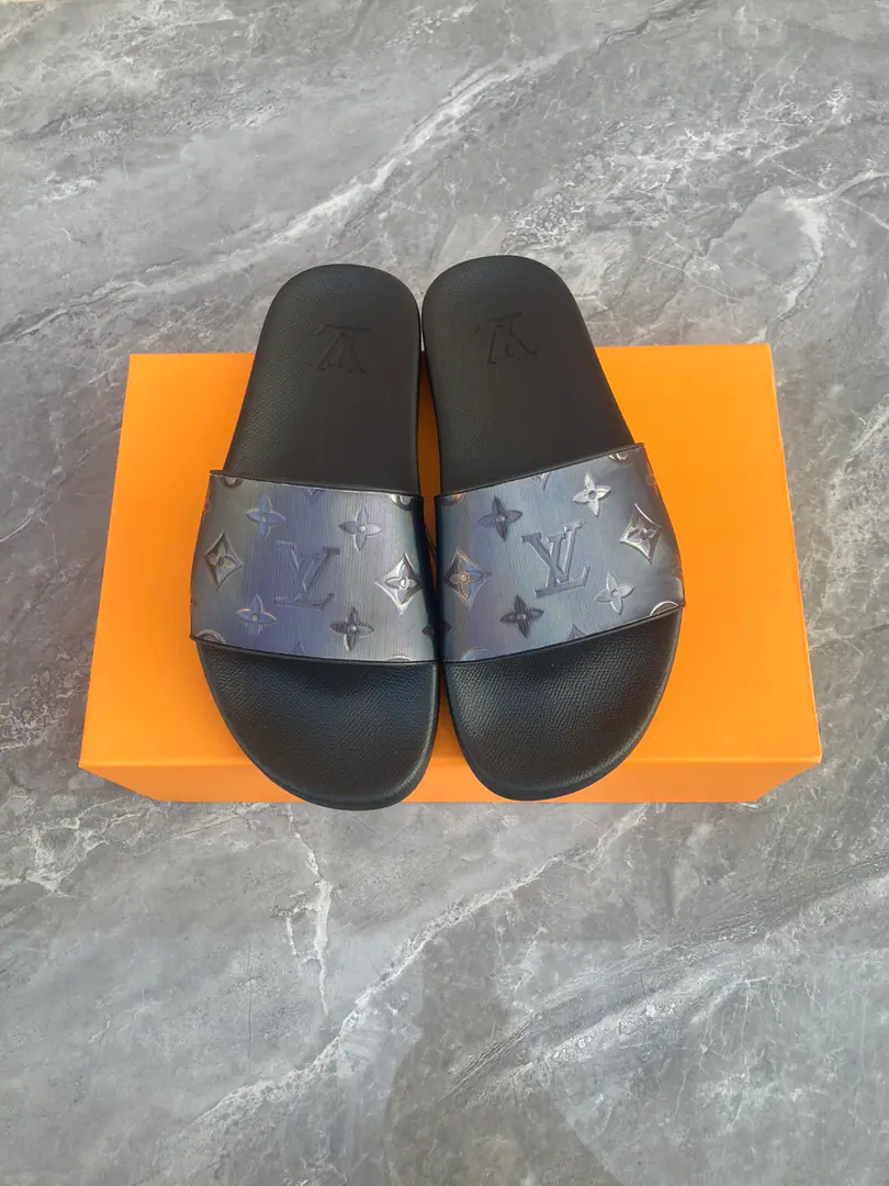 High Version New candy slippers.LouⅰsⅤuⅰtton👫Couple money., Private model., Nice shoes. Size:35-45