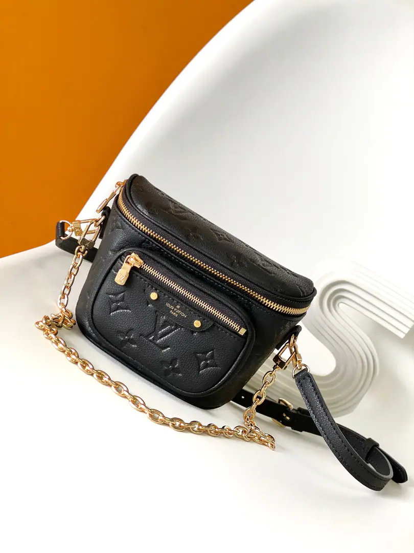 Price swaps M83219Almond. M83275Mibai. M46917Black First paragraph Mini Bumbag The bag is... Monogram Empreinte Soft-pumped leather seals Monogram Pattern, The front is rejuvenating the design.. Coincidentally, use a detachable chain and a detachable and modifiable shoulder belt, Unlocking multiple patterns and back-to-back modes. Main layer of the inner chain, The leather tags are in the front of the zipper.. 17.0 x 12.0 x 9.5 centimetres (Long x High x Kuan) • Monogram Empreinte Skins of soft-cut cattle. • The leather side of the cow. • Microfibre liner • Metal • - We're going to pull the chain. • - The front pocket. • Shoulder belt.: Disableable, Adjustable • Half a band.: 32.0 centimetres • Half a length of the belt can be moved.: 44.0 centimetres • Chain: Disableable • Half a chain.: 20.0 centimetres