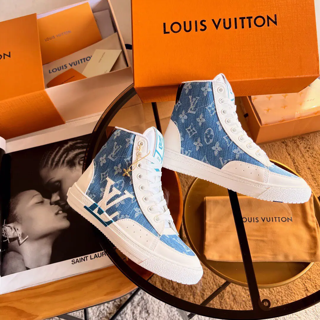 LV2022New items on the market.🔥 Yes.“Limited”In this context,,There's a series called“Cowboy Denning.”,Yeah. A rare couple.‼️Sort of. VintageThe hearts of the lovers are full. Cowboys are special.,You're not afraid of scratching.,The more old it gets, the more it tastes. Way,It's a mess.F∪Maybe just the way it's street traffic. Current mode. The big brands are all on the line.“Cowboy Denning.”Big article.,After all,“Cowboy.”No, no, no. Just the most. street chicIt's one of the elements.,It's never out of date. ♪ The God of the world ♪ Cowboy Daninity. Monogram- Let's go.,It's a moment of rage. Increase. Plus new colours and new styles that are constantly being introduced,♪ And gradually became unique ♪ DenimSeries. - It's hard. The amount of demand is very hot.🔥!!!!! Women35–40 Men39–44