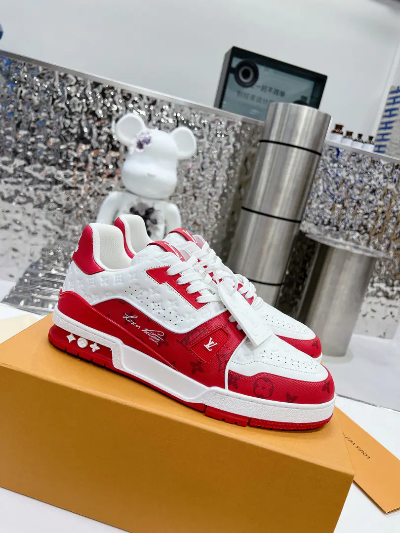 LVTop Version 2023New paragraph Repurchase QualityLV～Louis Vuitton.Lv TRAINERBest sneakers ever., Donkeys are pushing the new stuff., The network limits the use of binary basketball shoes.！The Ko gang is buying the original.1:1Precision Recompense, The details are invincible., Good faith., Import customized original cattle skin, Original consistent package approach, Details are 100% restored., Customize custom originals as one-formingTPUOtsumi!, Different from other homes., It's not gonna work without the original.！ Men and women35-40 39-45（46I'll make sure I don't change it.）