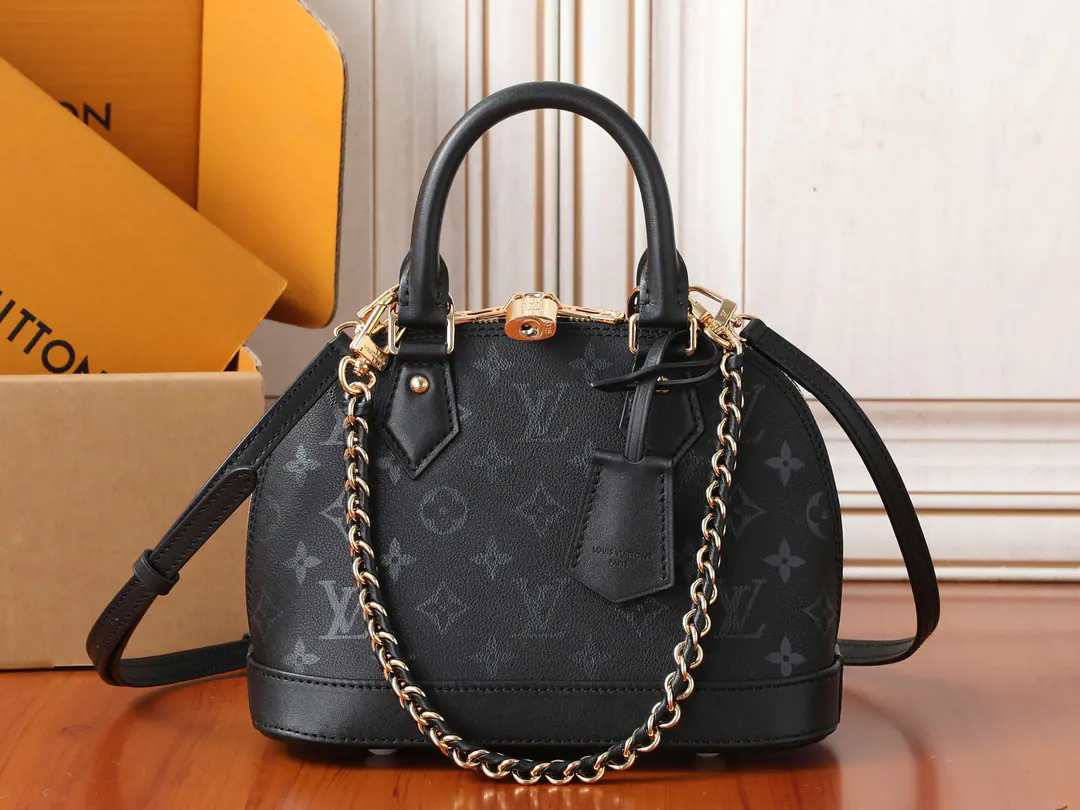 【 C01Dynamic chip】Top First List, Development of the original M3A ✨‼️Paragraph Alma BB The bag came from Monogram Ink Series, The classic Louis Vuitton pattern with leather., # The brightness of the face # # The light of the shadow #, ♪ Easy to connect to day and night ♪. Metal Lighting Element, The classic locks and key-keys are working.. 23.5 x 17.5 x 11.5CM (Length x High x Kuan) Cow leather. The leather side of the cow. Microfibre liner Metal - We're going to pull the chain., It's got a lock and a key. Key bag. Inline bag Acceptable 6.7 Inches of smartphones, Headphones, Rosalie Zero wallet., Keys and lipstick. Shoulder belt.: Disableable, Unreconciled Half a band.: 56.0 centimetres Hand handle.: Hand handle.