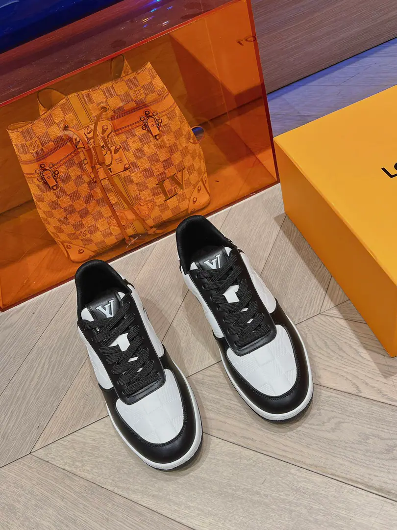 🐼 Men LV Autumn and winter money. Checkboard Bar LargelogoStamps Skins of colored cattle. High-end Men Series Appendible packaging39-44(45I'll make sure I don't change it.)