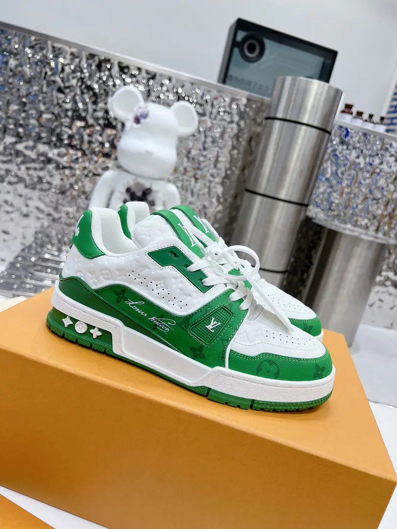 LVTop Version 2023New paragraph Repurchase QualityLV～Louis Vuitton.Lv TRAINERBest sneakers ever., Donkeys are pushing the new stuff., The network limits the use of binary basketball shoes.！The Ko gang is buying the original.1:1Precision Recompense, The details are invincible., Good faith., Import customized original cattle skin, Original consistent package approach, Details are 100% restored., Customize custom originals as one-formingTPUOtsumi!, Different from other homes., It's not gonna work without the original.！ Men and women35-40 39-45（46I'll make sure I don't change it.）