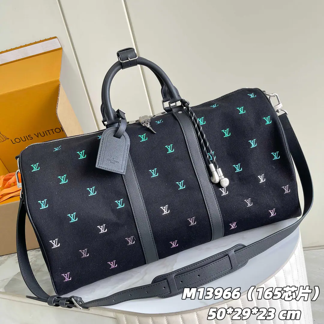 【 C01 Chip version】 Internal pricesP Paragraph: M13966, Original List Enhancement💪【I'm taking a background picture.】【Introduction】KEEPALL BANDOULI, 50 Travel bag, Pharrell Williams Select DarknessLV BlasonDanning's acting.Keepall Bandoulière50Travel bag, ♪ And the agility of the glitters ♪ LVLetter embroidery, It's a classic.. LV Blason Tinkering leather-tailed cotton-lined metal The cabin is a double zipper size. The zipper bag. Dismantled headphones and decorated shoulder belts:Disableable, Half-length adjustable package:36.0 centimetres Half a length of the belt can be moved.:50.0centimetres Hand handle.:Hand handle. The product is French., Spain, Italy and one of the United States
