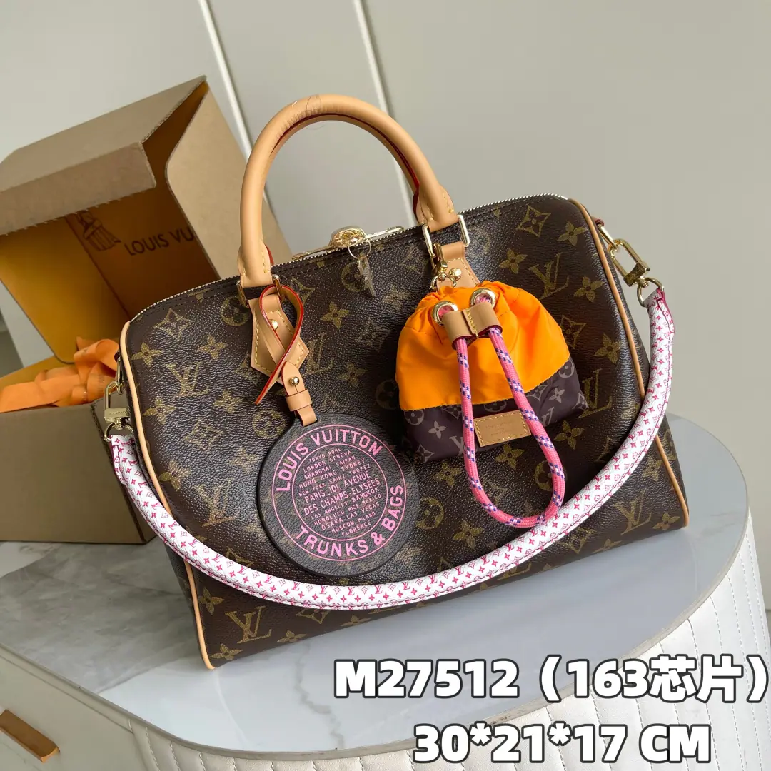 【 C01 Chip version】 Internal pricesP Paragraph: M27512, Original List Enhancement💪【I'm taking a picture of the background.】Paris A VloThe series is new in sports style.Speedy Soft 30Handbag.. "Into the body"MonogramThe canvas., I'm sorry. Open up the Queen's Counsel. Explore new experiencesToronShoulder belt.. Fun design with a circle-dismantling wall., All of you., And also, you can remove the nylon bag., The ocean is full of energy.. I'm gonna need more room inside to take care of myself., You can also install flatboard computers. Dimensions: 30 × 21 × 17 cm