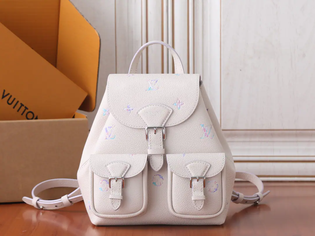 【 C01Dynamic chip】Top First List, Development of the original M2A ✨‼️Paragraph Backup Two shoulder bags hit the heavy with a nice pen. LV Milky Way New Hue for Series, Yes. Monogram Empreinte Leather with a fine metal.. Multiple pockets designed to lighten up the big cash clips and travel requirements.. 20 x 22 x 14CM (Length x High x Kuan) Pumped-up cow leather. The leather side of the cow. Built liner Metal The button caps open. Turn over the bag. - You can take smartphones., Keys., Zippy Money clips and headphones. Shoulder belt.: Disableable, Adjustable Half a band.: 28.0 centimetres Half a length of the belt can be moved.: 31.0 centimetres Hand handle.: Single handle.