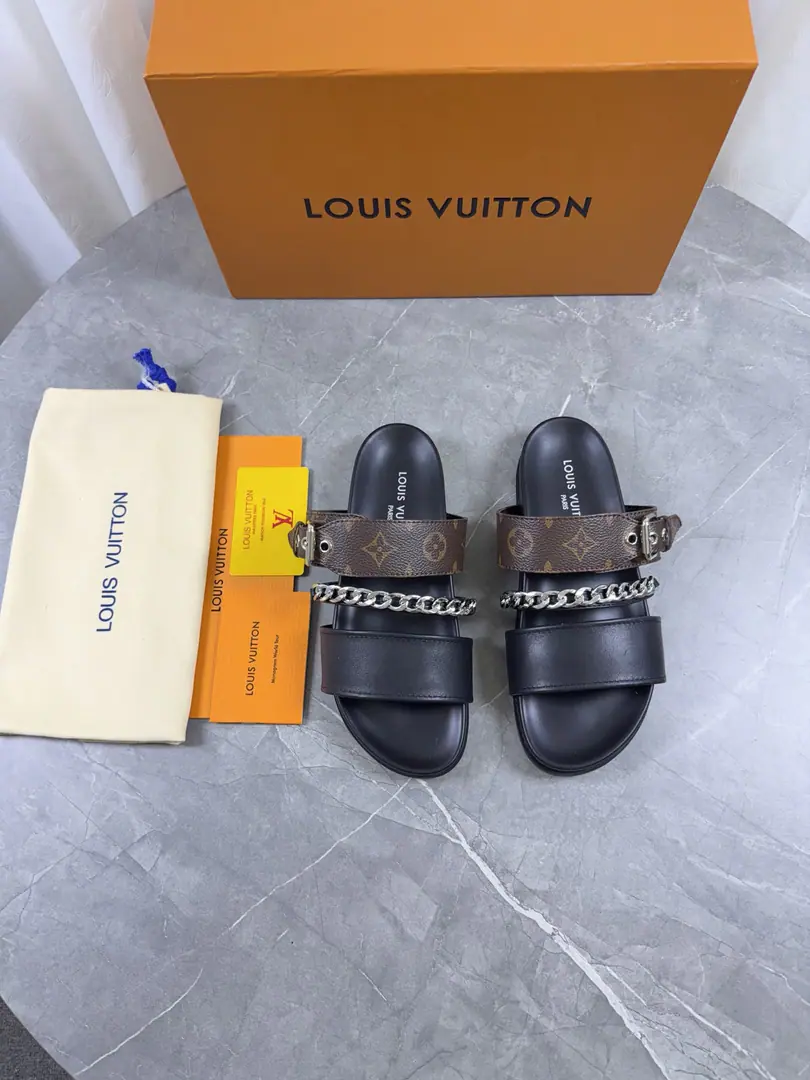 🌈LV | Louis Vuitton. ²⁰²³ 𝐬𝐬 🧡💚2026Spring and summer. Top Version‼️Original unamended The owner of the counter is making a new payment. Straw slippers New hardware.🆕 ❥Requisition level！It's a great sense of excellence.！A huge amount of money from domestic and international bloggers., Old and fashionable. The upper toe blew up.！The boss's push.★ ━━━━━ ЅᏇєєt ━━━━━ ▪️Shoe.: Original-made cow-coloured fabric ▪️Uchi.: Bulls. ▪️Otsumi!: Rubber high end base ▪️Shoes.: 35-46（46-45Custom without re-offer）Batch