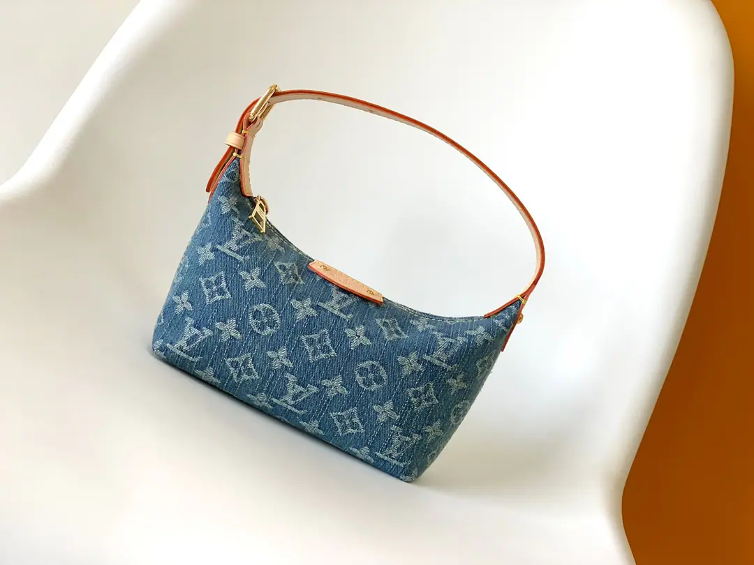 Developments hills pochette Armor your bags.】m82949（Blue cowboy.）18.5cm