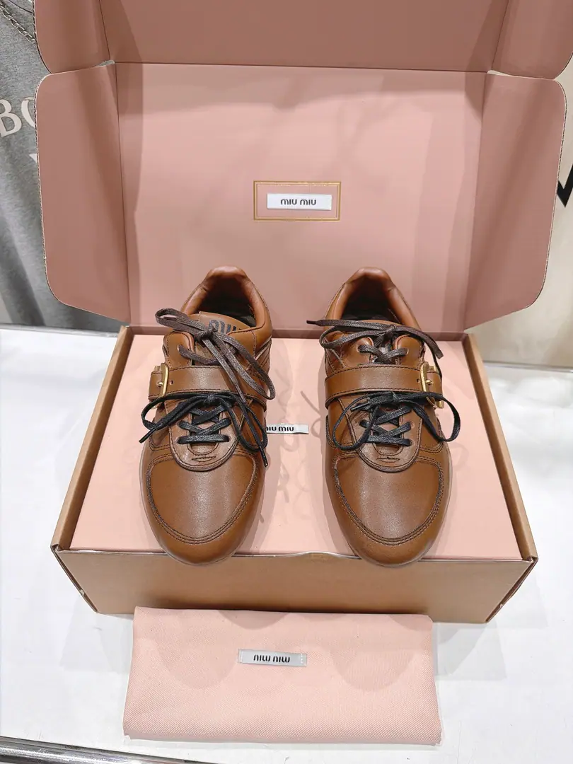 🏧𝐌𝐢𝐮𝐌𝐢𝐮Top Quality The new one.｜I'll make old driving shoes.！ It's a perfect American relic of leisure sports shoes.～ The upper foot is so nice and comfortable.💯A fine, pure handmade one.. The original is colored cow-coloured flour. Uchi./A foot-skin. I'm comfortable with air. ZP- The rubber floor. Slipperproof grinding. Size: 35-40 [40.41Custom]