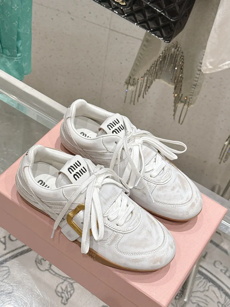 🏧𝐌𝐢𝐮𝐌𝐢𝐮Top Quality The new one.｜I'll make old driving shoes.！ It's a perfect American relic of leisure sports shoes.～ The upper foot is so nice and comfortable.💯A fine, pure handmade one.. The original is colored cow-coloured flour. Uchi./A foot-skin. I'm comfortable with air. ZP- The rubber floor. Slipperproof grinding. Size: 35-40 [40.41Custom]