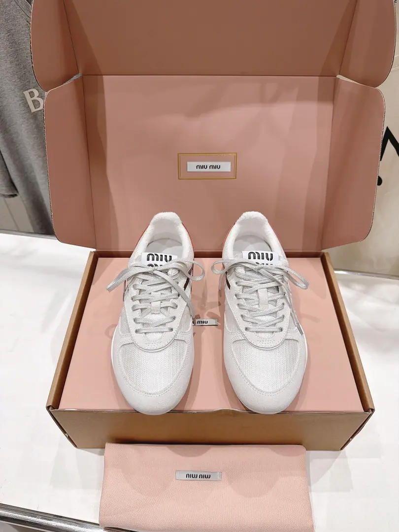 🏧𝐌𝐢𝐮𝐌𝐢𝐮Mu Mu Shinji's wearing a free-ass shoes.～Top Version. Old fashions from the beginning. Jane's Advanced Make it work. The upper foot is very comfortable., Income required for the year！ The shoe face is imported with anti-emplesive cow skin.+Airnet. The original air fabric in the inside. The original rubber is a smooth-assed, smooth-assed, hard-core model. Size35-39（40Make a reservation.）