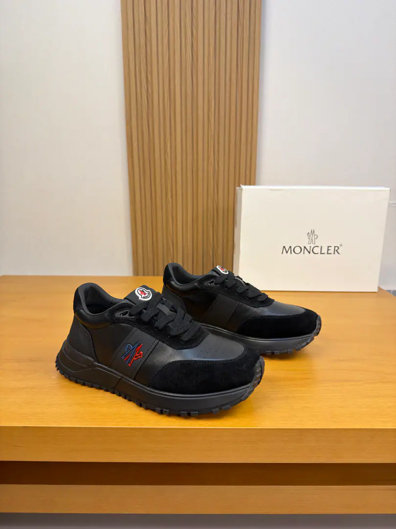 【MONCLER】Monkley.（- No, no, no.） High-end quality Original List·Leisure sports shoes Shoe.: 🔝Napa Skin., Shoe tongue..The brand of the car.logoModule, Shoes..Go ahead, Totem. Uchi.: Water-tied cow skin. Otsumi!: It's so light.TPUBubbles·Rubber. Double-coloured base Super-high-quality control.·- I'm doing a little work.: Highlight(High-end·- How expensive.·Slot) Size: 39-44（38, 45, Make a reservation.)·MC0122
