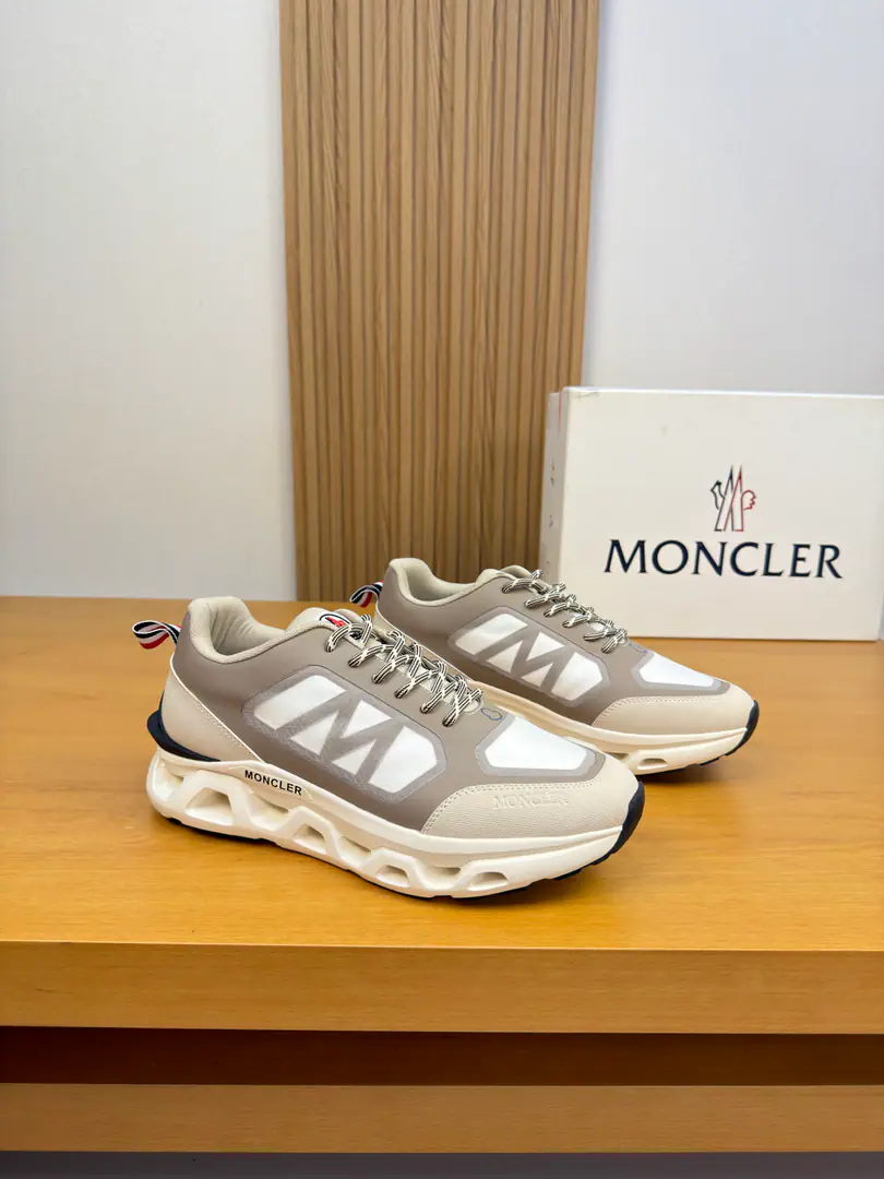 【MONCLER】- You're welcome.(- No, no, no.) High-end quality Original List·Leisure sports shoes Shoe.: 🔝Napa Skin., The branded high-wire net sails..- It's a plastic brand.logoTotem process, Shoe tongue..The brand of the car.logoMarking, Back up..Brandweaves Uchi.: Brand canvas. Otsumi!: It's so light.TPUBubbles·Rubber. Double-coloured base Super-high-quality control.·- I'm doing a little work.: Highlight(High-end·- How expensive.·Slot) Size: 39-44（38, 45, Make a reservation.)·MC0126