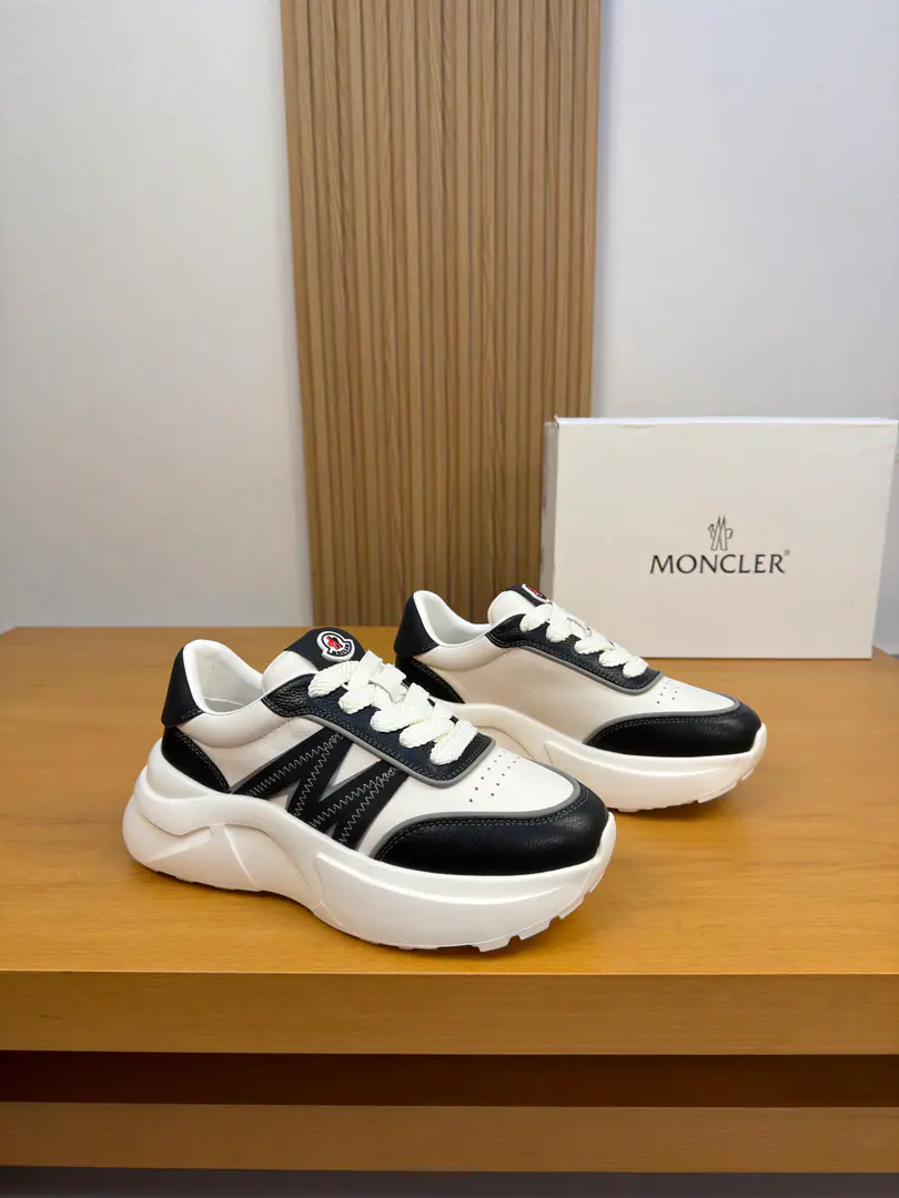 【MONCLER】- You're welcome.(- No, no, no.) High-end quality Original List·Leisure sports shoes Shoe.: 🔝Napa Skin., Skin of a stale calf., Shoes..The brand of the car.logoTotem., Shoe tongue..The brand of the car.logoModule Uchi.: Water-tied cow skin. Otsumi!: It's so light.TPUBubbles. Double-coloured base Super-high-quality control.·- I'm doing a little work.: Highlight(High-end·- How expensive.·Slot) Size: 39-44（38, 45, Make a reservation.)·MC0122