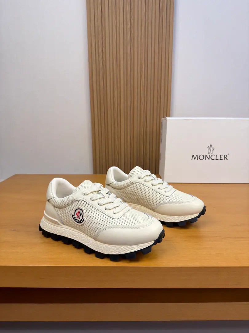 【MONCLER】Monkley.（- No, no, no.） High-end quality Original List·Leisure sports shoes Shoe.: 🔝Napa Skin., Skins of a puncture., Shoes..The brand of the car.logoModule Uchi.: Brand canvas., Foot.. Water-tied cow skin. Otsumi!: It's so light.TPUBubbles. Double-coloured base Super-high-quality control.·- I'm doing a little work.: Highlight(High-end·- How expensive.·Slot) Size: 39-44（38, 45, Make a reservation.)·MC0122