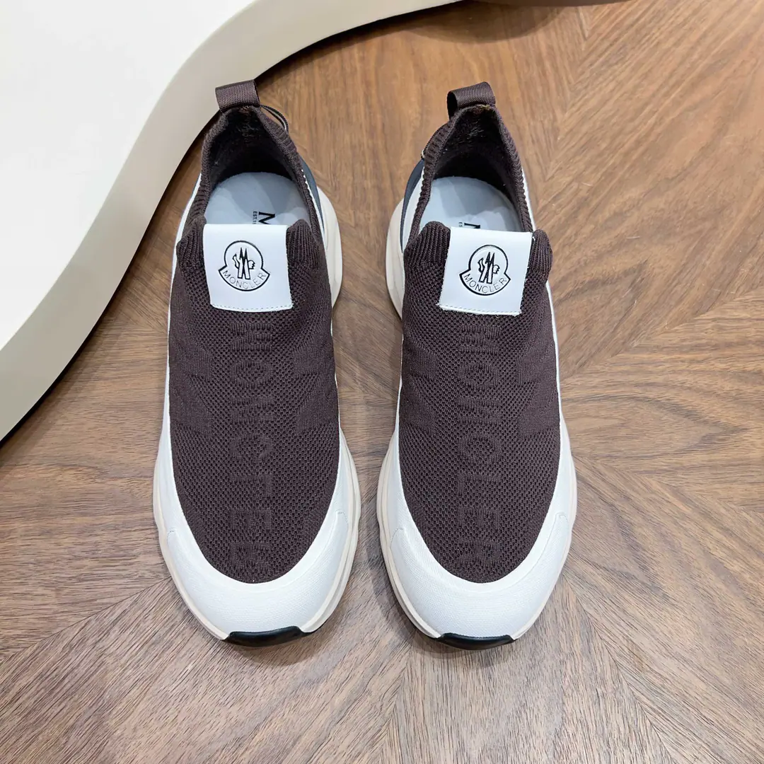 Moncler- No, no, no. - Men's shoes.,Import gas vents, Chlorbutyl rubber The various materials are made together., Shoes face design using shoelaces and rubber embedded, Back up.MonclerMark, BaseTPU+Rubber+High-ball rubber bubbles., Very resilient and durable., Make it more comfortable., It's worth the effort, both on the shoe and the color design.！ Size: 39-44（38 45Do it.）