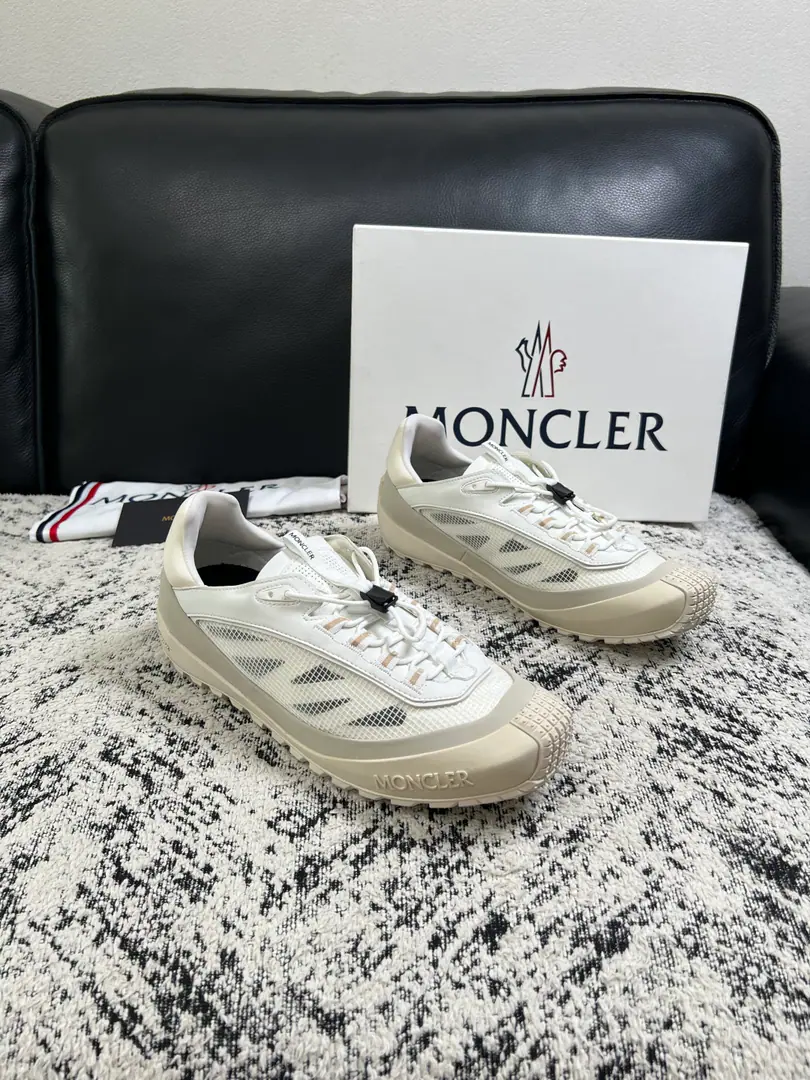 MONCLER High Quality Top-level craft - No, no, no. New cabinet., The original plant was equipped with Italian imported cattle and pasta., High-quality complex integration process, I'll put air in the skin of the imported watered cow. Shoes under the sole.: The original factory is super comfortable with the original base., The original factory manifest., Codes 39-44（Make a reservation. 38 45）