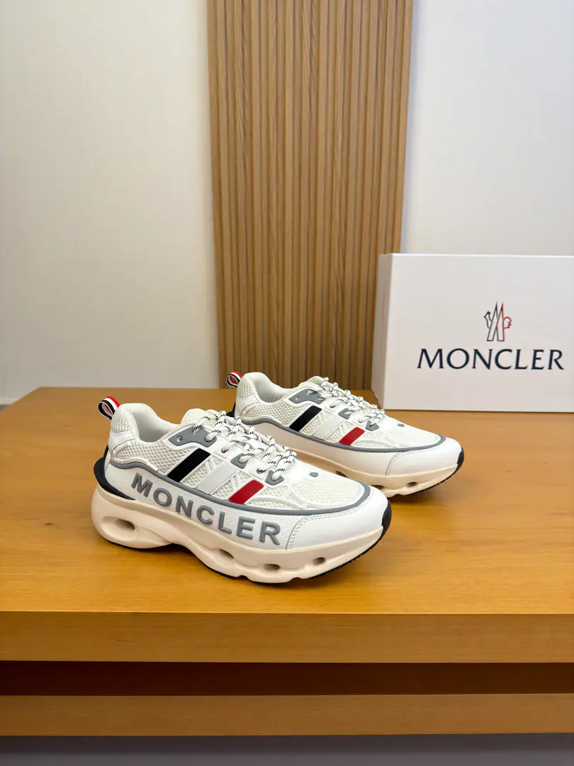 【MONCLER】- You're welcome.(- No, no, no.) High-end quality Original List·Leisure sports shoes Shoe.: 🔝Napa Skin., The branded high-wire net sails..- It's a plastic brand.logoTotem process, Shoe tongue..Air pressure brandlogo, Back up..Brandweaves Uchi.: Brand canvas. Otsumi!: It's so light.TPUBubbles·Rubber. Double-coloured base Super-high-quality control.·- I'm doing a little work.: Highlight(High-end·- How expensive.·Slot) Size: 39-44（38, 45, Make a reservation.)·MC0126