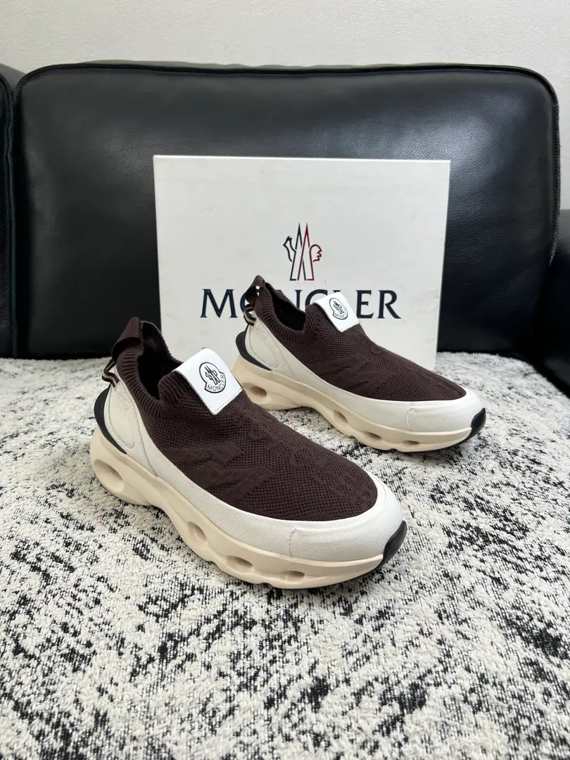 MONCLER High Quality Top-level craft - No, no, no. New cabinet., The original plant was equipped with Italian imported cattle and pasta., High-quality complex integration process, I'll put air in the skin of the imported watered cow. Shoes under the sole.: The original factory is super comfortable with the original base., The original factory manifest., Codes 39-44（Make a reservation. 38 45）