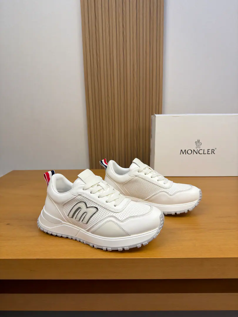 【MONCLER】Monkley.（- No, no, no.） High-end quality Original List·Leisure sports shoes Shoe.: 🔝Napa Skin., Skins of a puncture., Shoes..The totem of the car's sewn up., Back up..Brandweaves Uchi.: Water-tied cow skin. Otsumi!: It's so light.TPUBubbles·Rubber. Double-coloured base Super-high-quality control.·- I'm doing a little work.: Highlight(High-end·- How expensive.·Slot) Size: 39-44（38, 45, Make a reservation.)·MC0122