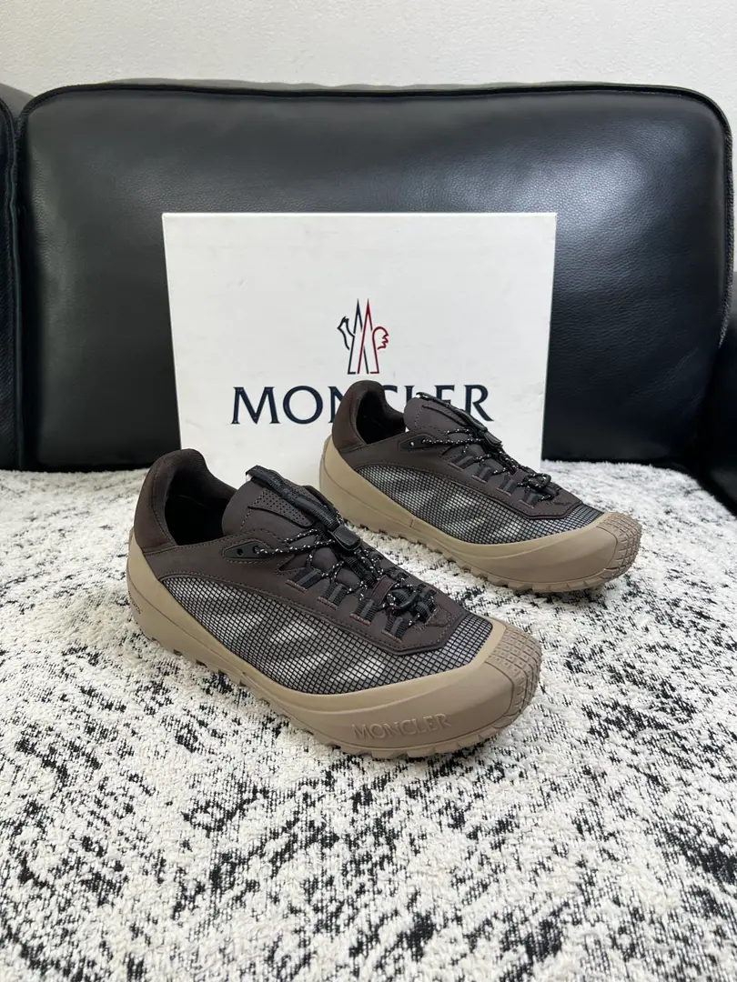MONCLER High Quality Top-level craft - No, no, no. New cabinet., The original plant was equipped with Italian imported cattle and pasta., High-quality complex integration process, I'll put air in the skin of the imported watered cow. Shoes under the sole.: The original factory is super comfortable with the original base., The original factory manifest., Codes 39-44（Make a reservation. 38 45）