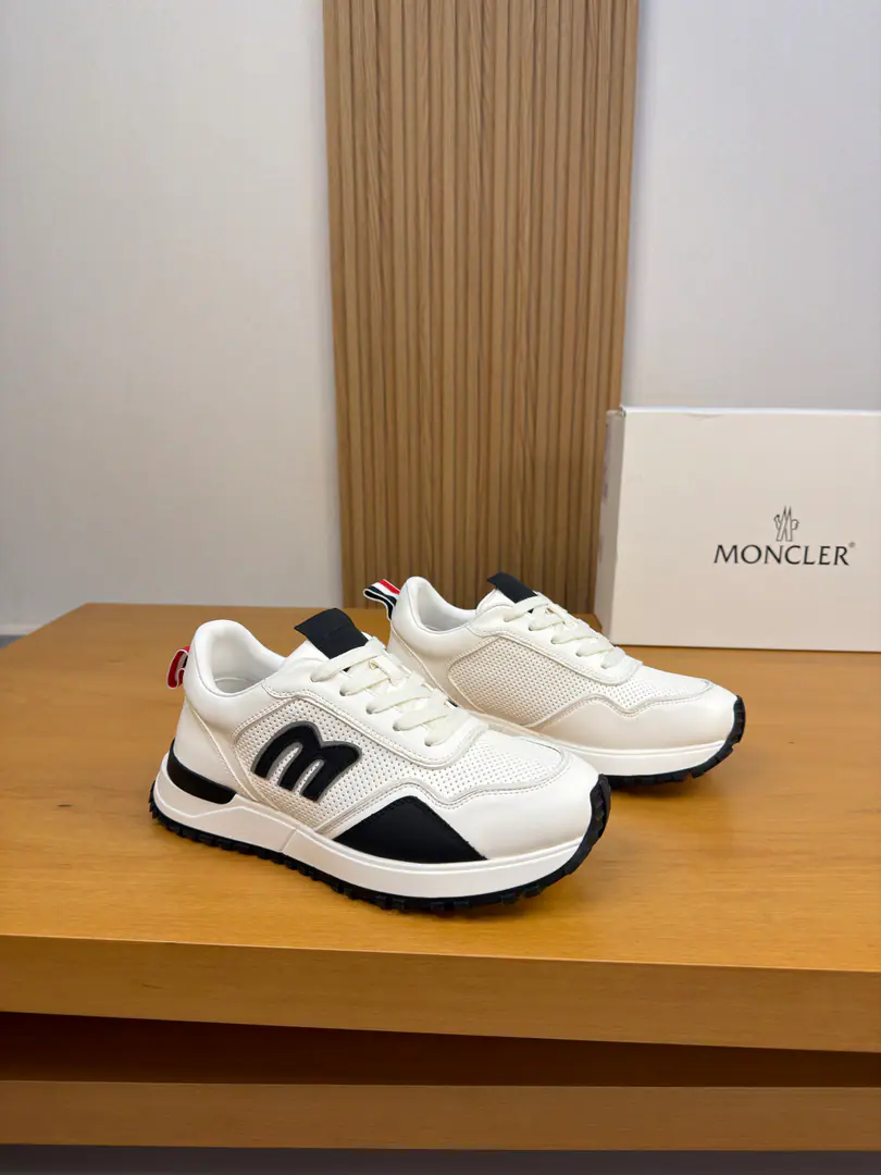 【MONCLER】Monkley.（- No, no, no.） High-end quality Original List·Leisure sports shoes Shoe.: 🔝Napa Skin., Skins of a puncture., Shoes..The totem of the car's sewn up., Back up..Brandweaves Uchi.: Water-tied cow skin. Otsumi!: It's so light.TPUBubbles·Rubber. Double-coloured base Super-high-quality control.·- I'm doing a little work.: Highlight(High-end·- How expensive.·Slot) Size: 39-44（38, 45, Make a reservation.)·MC0122